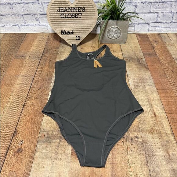 Skims Utility Sport Scoop Neck Bodysuit in Gunmetal nwt size 4X - Picture 1 of 11